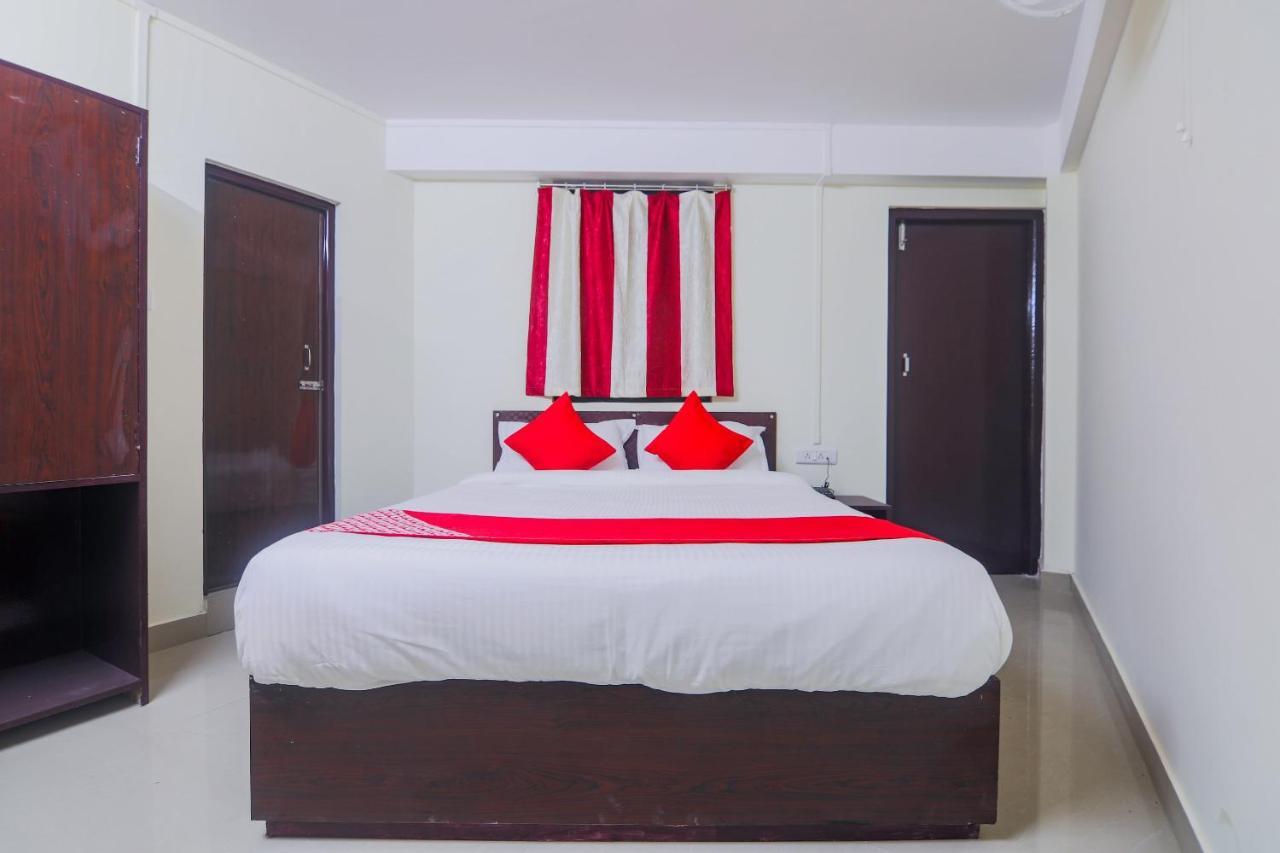 Oyo 18759 Nirvana Guest House Shillong Exterior foto